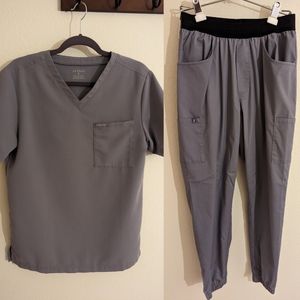 JAANUU Gray Men's Scrub Set 🩺